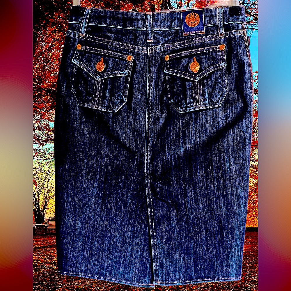 Rock & Republic Dark Wash Blue Jean Skirt Size 24 - Picture 2 of 7